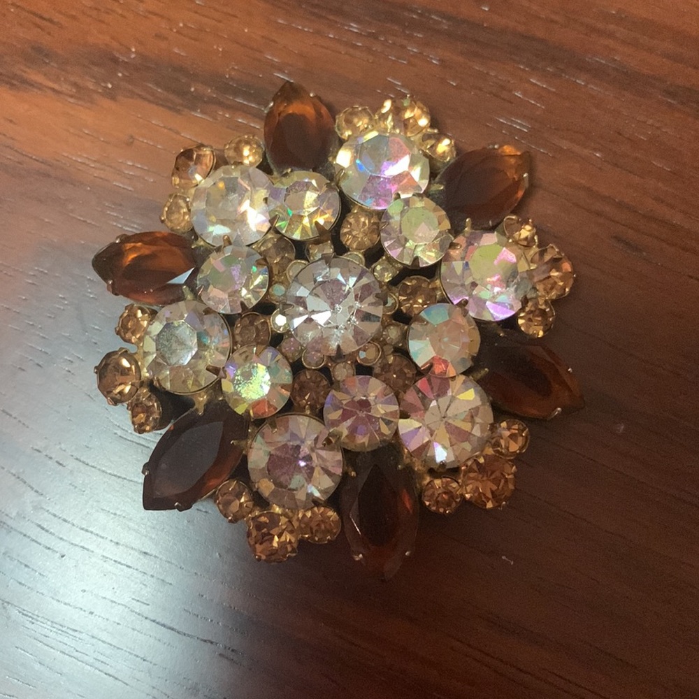 Juliana D & E Brooch Vintage 1960s Amber Citrine AB